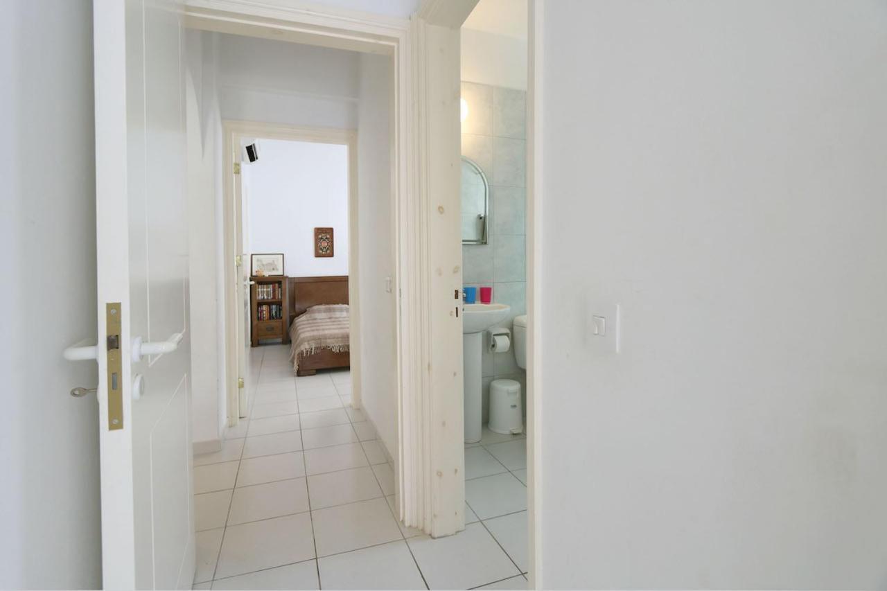 Victor Apartment Пафос Экстерьер фото