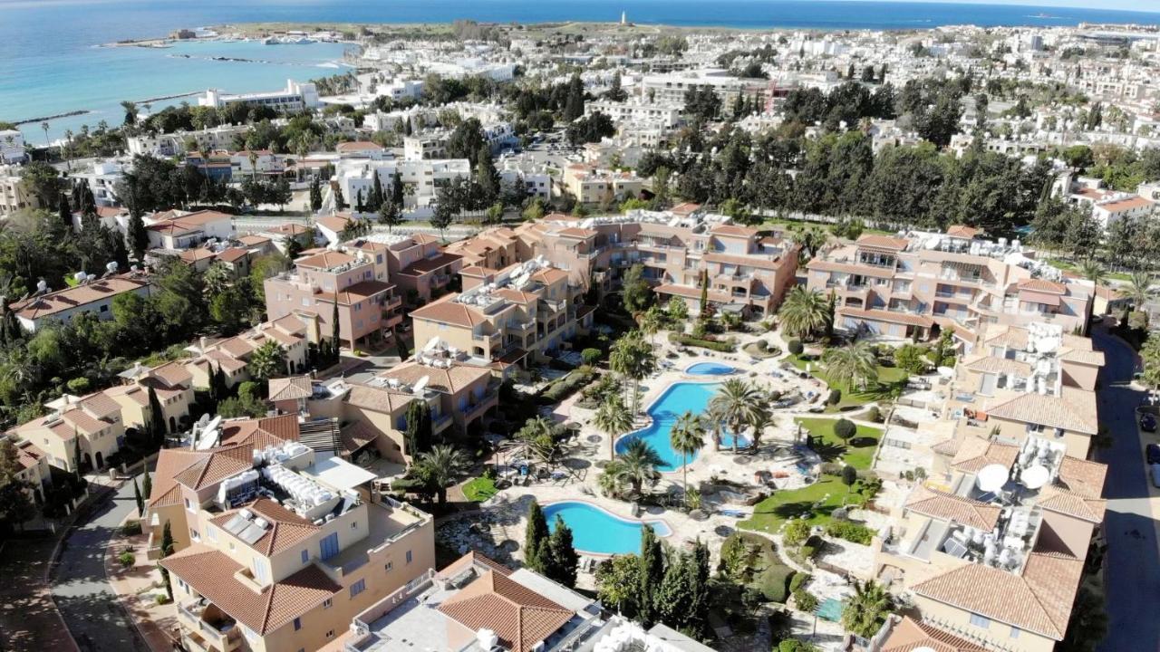 Victor Apartment Пафос Экстерьер фото